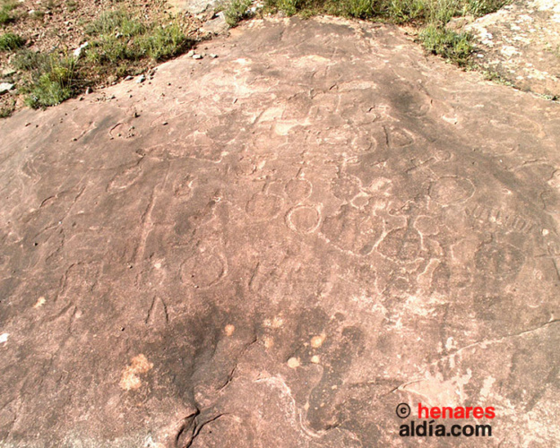 Petroglifos en las cercanías de Rillo de Gallo