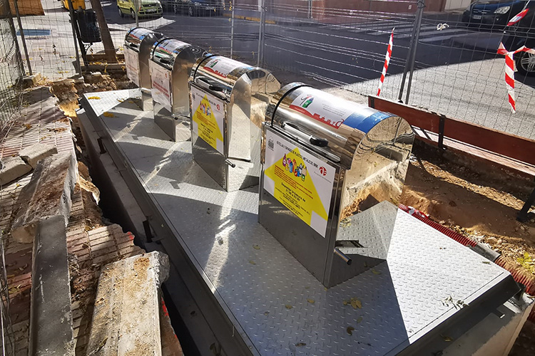 Inicio de las obras para instalar contenedores soterrados. Fotografía: Ayuntamiento de Azuqueca