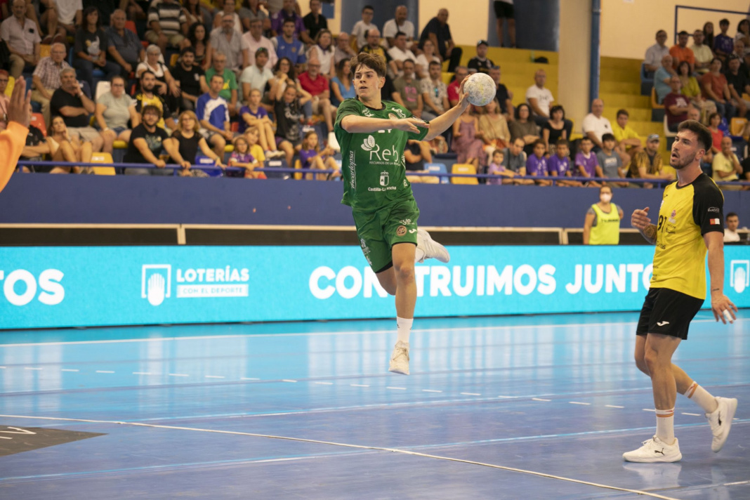 El REBI BM Cuenca le agua las fiestas al CÍVITAS Balonmano Guadalajara ...