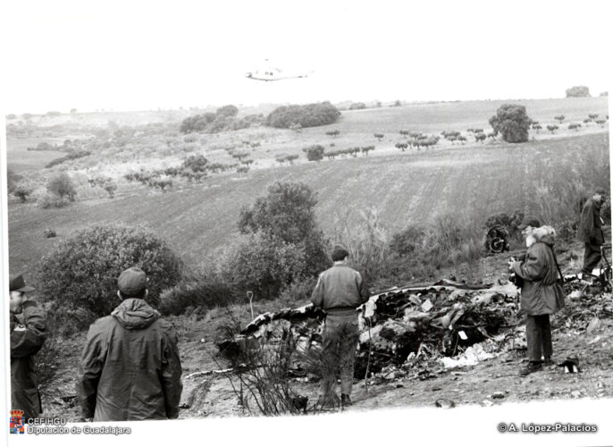 Fotografía del lugar del impacto de Antonio López-Palacios. CEFIHGU. Diputación de Guadalajara. Referencia: PAL+00622 Fotografía del lugar del impacto de Antonio López-Palacios. CEFIHGU. Diputación de Guadalajara. Referencia: PAL+00622